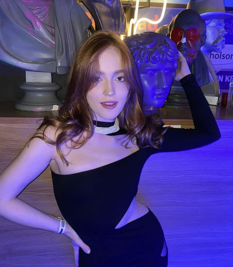 Девушка домодедовская. Jia Lissa 2020.