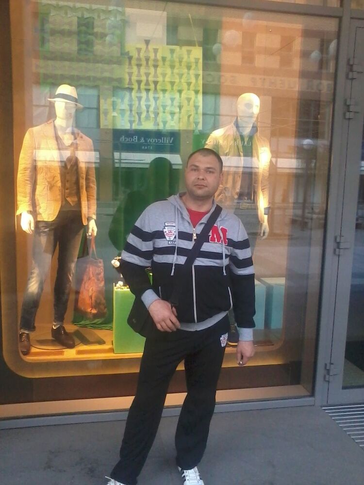  9347154  Ruslan, 44 ,    -