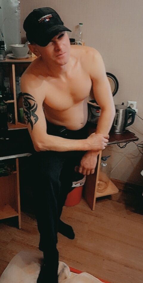  44035354  , 40 ,    