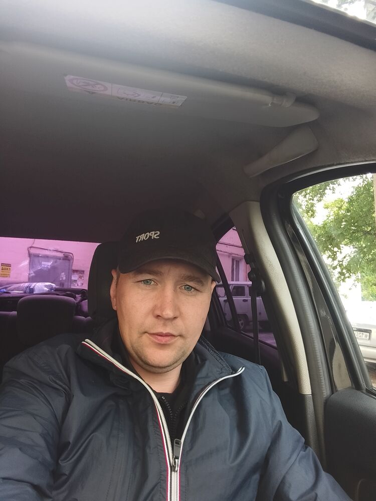  35146204  Sergey, 37 ,    