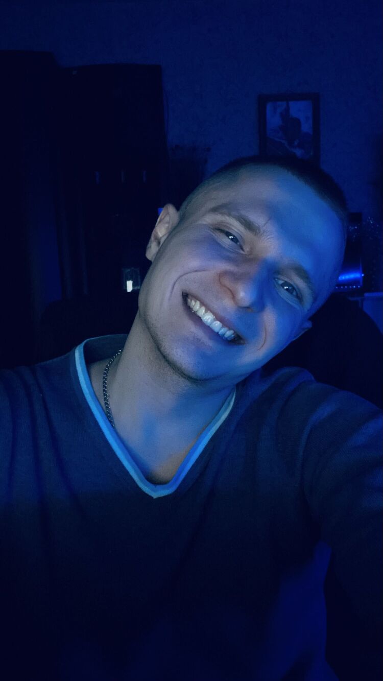  44719214  , 26 ,    
