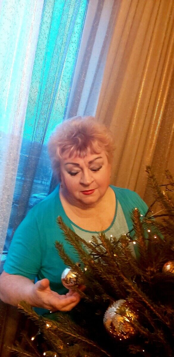  ,   Tatjana, 72 ,  