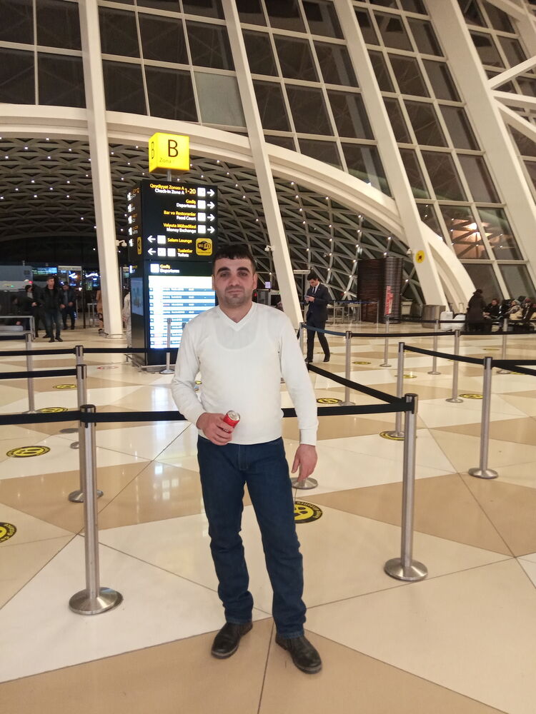  33452514  Elcin, 36 ,    