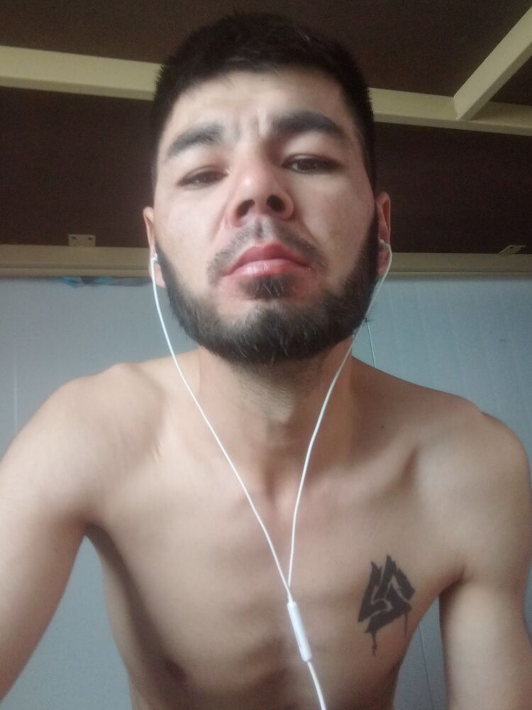  44335544  Erlan, 33 ,    
