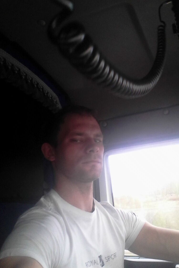 ���� 9523324 ������� �����, 37 ���, ���� ���������� � �����������