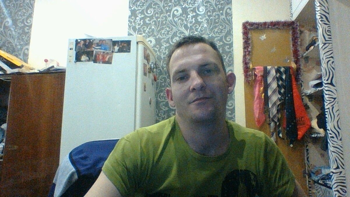  9305464  , 39 ,    