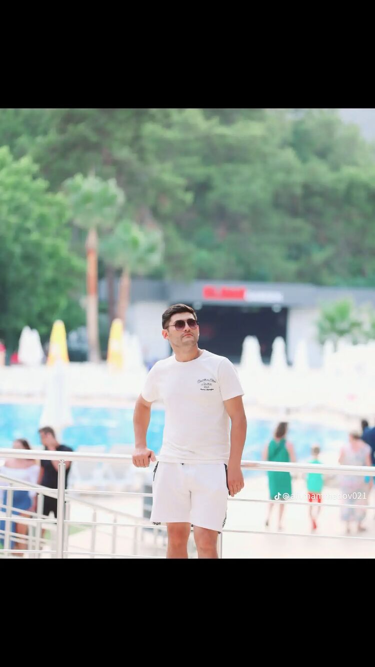  47309244  Ali, 26 ,    