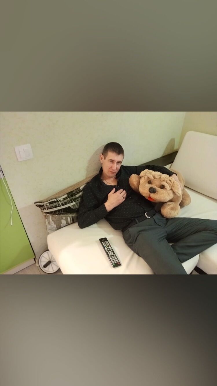  --,   , 44 ,   c 