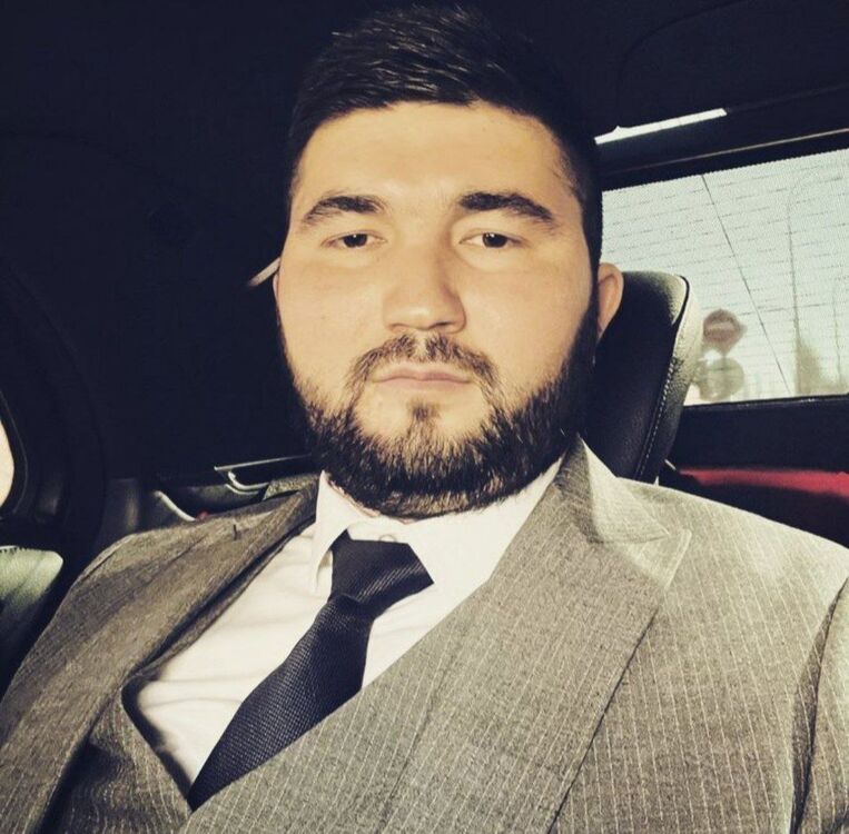  ,   James, 33 ,   ,   , c , 