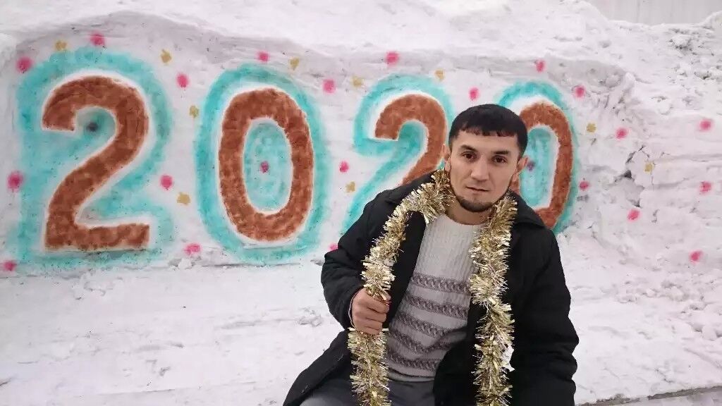  18693604  , 35 ,    