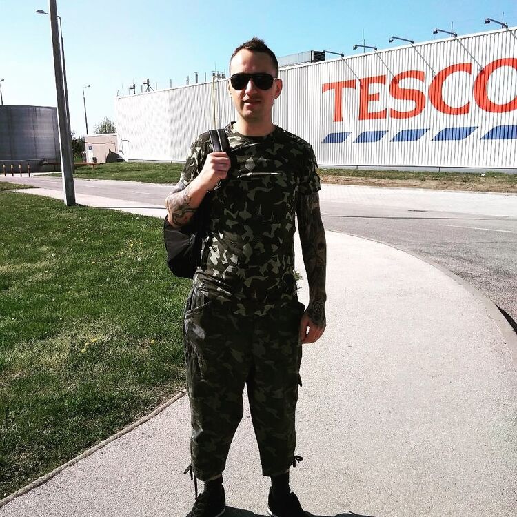  15830534  Mykola, 37 ,    