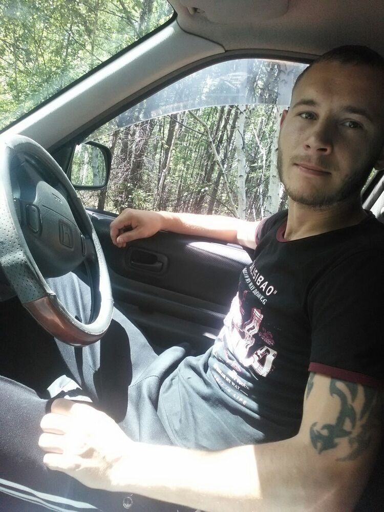  ,   ARTUR, 28 ,   ,   , c 