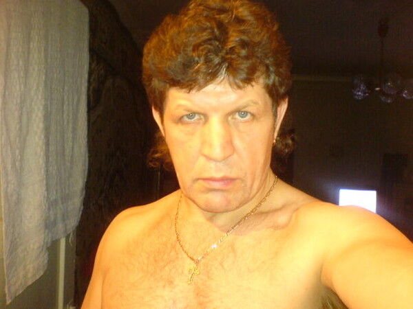  5889654  Yuriy, 67 ,    