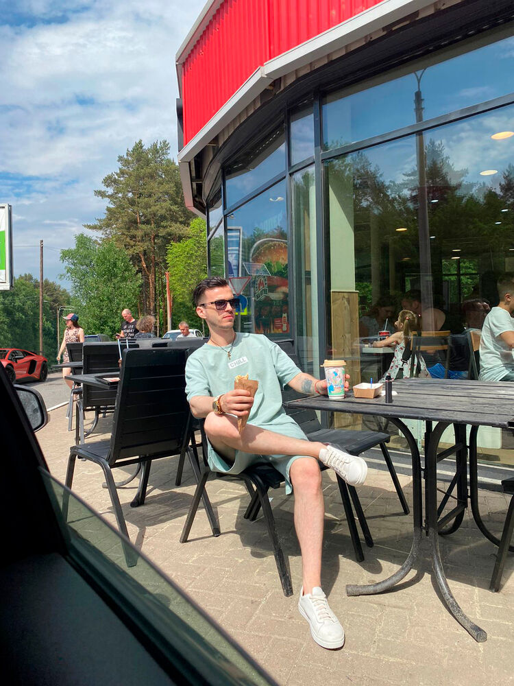 ���������� �����-���������, ���� ������� Hunter, 32 ����, ������������ ��� ������, ����� � ���������, c�������� ���������