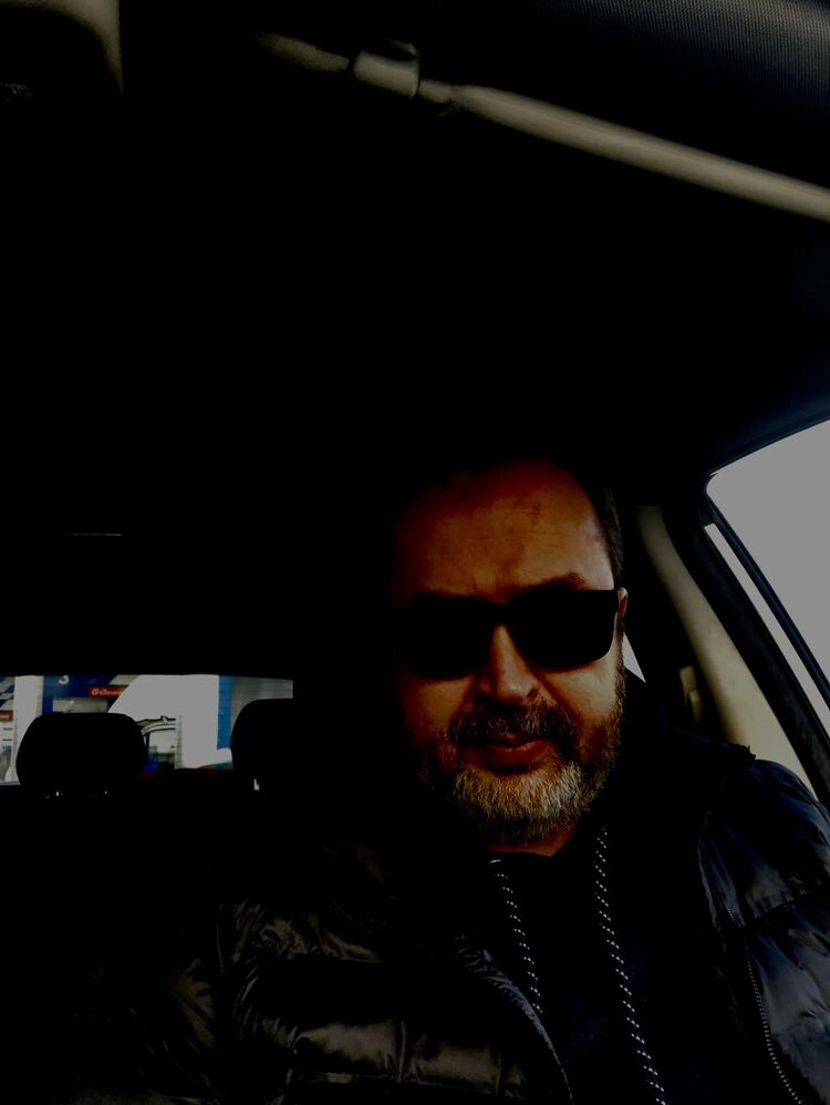  34201384  Alex, 52 ,    