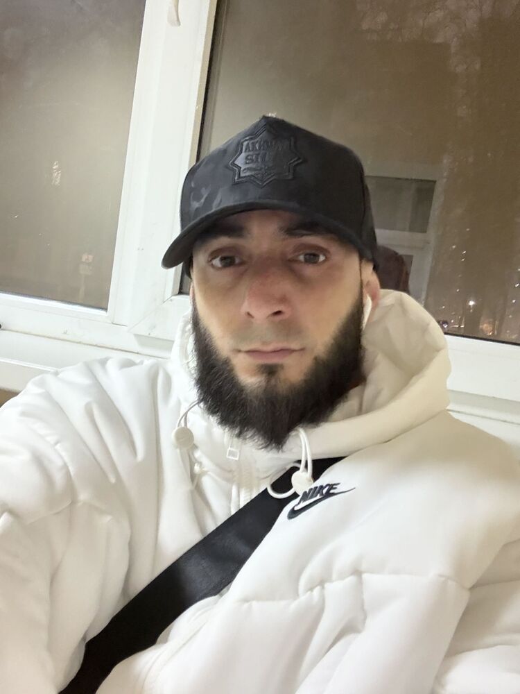  48807444  , 31 ,    