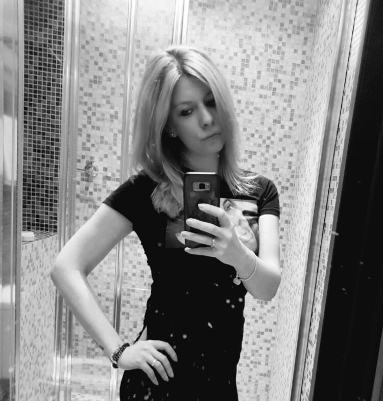  54275134  , 40 ,    -