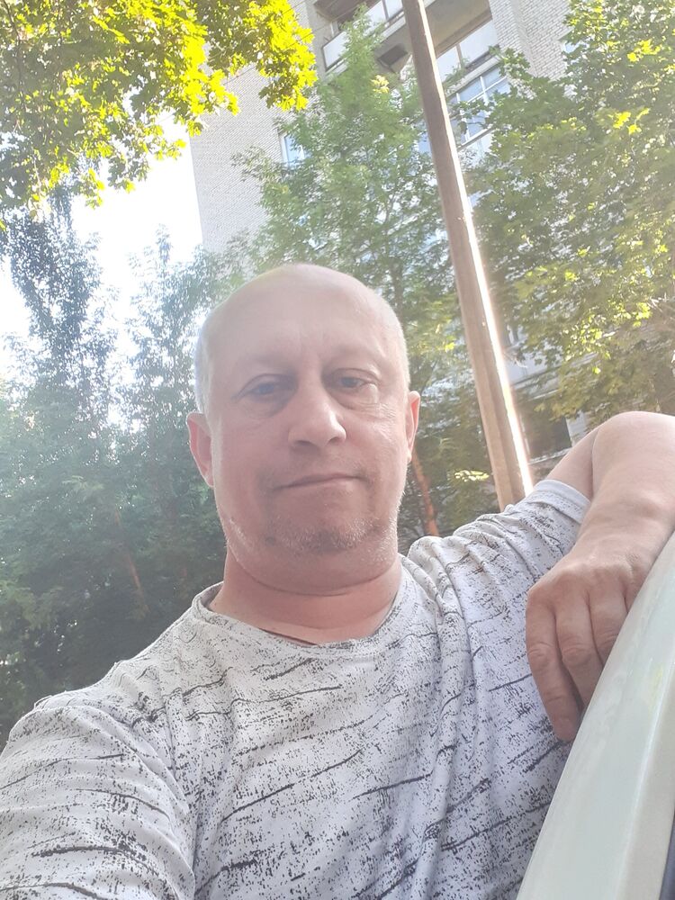  30278704  , 54 ,    
