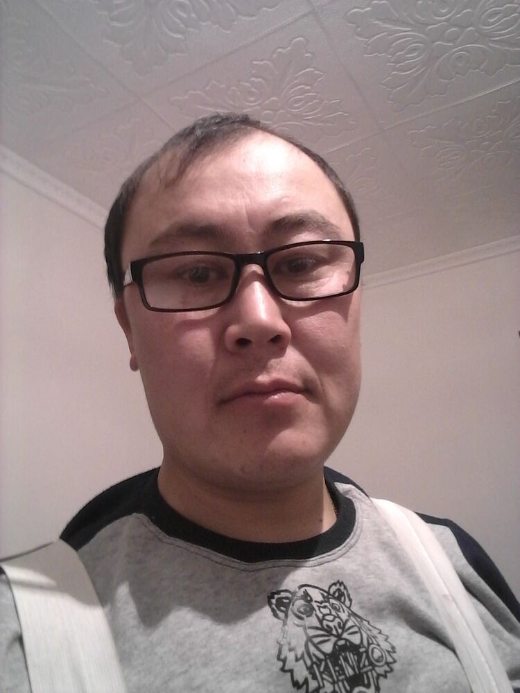  ,   Rafkhat, 37 ,   ,   , c 