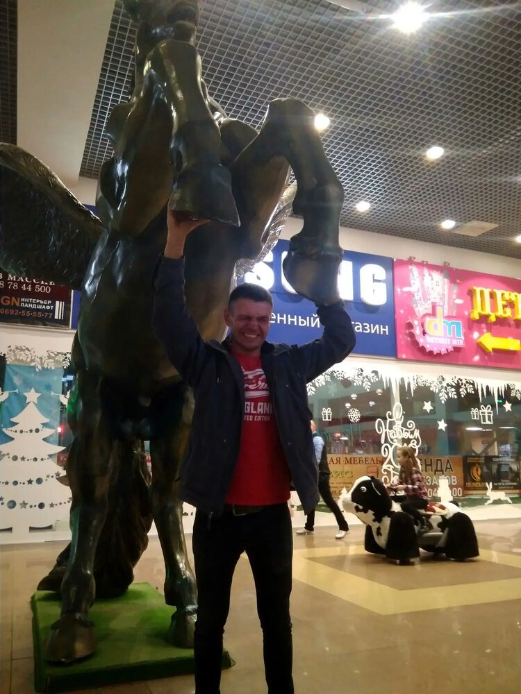  ,   Sergey, 42 ,   ,   , c , 