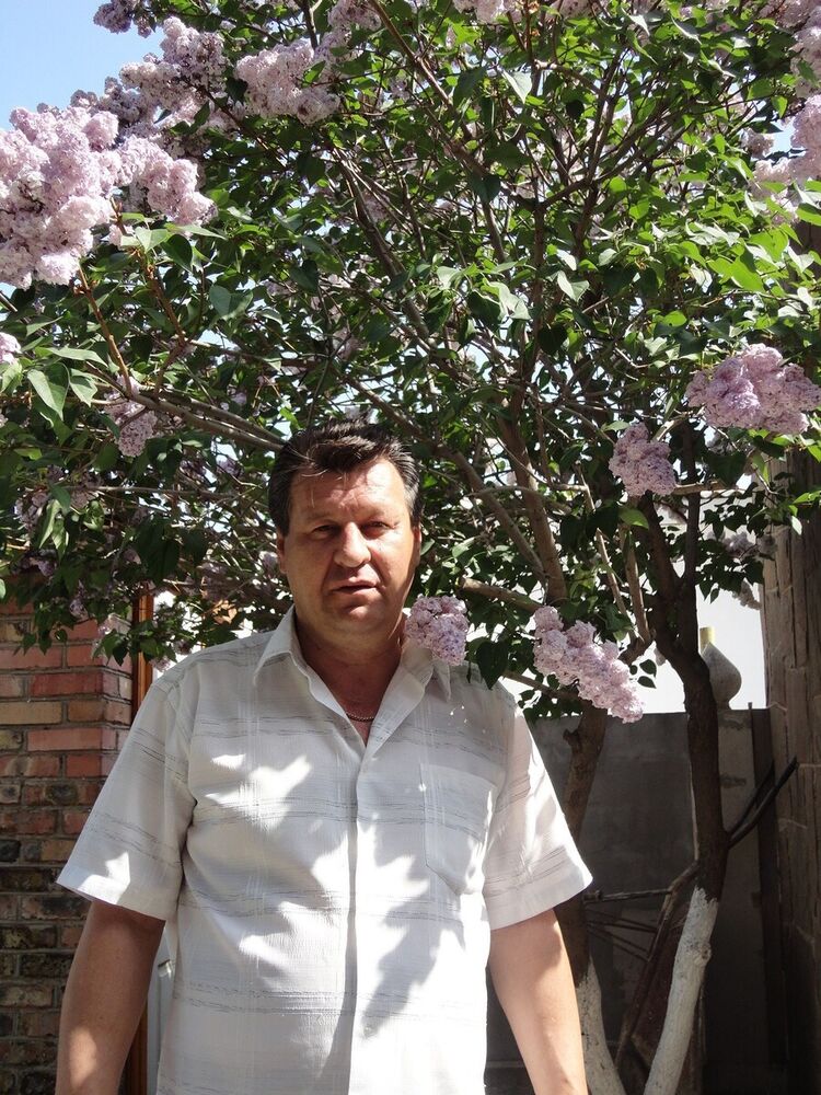  21553844  Vitaliy, 62 ,    
