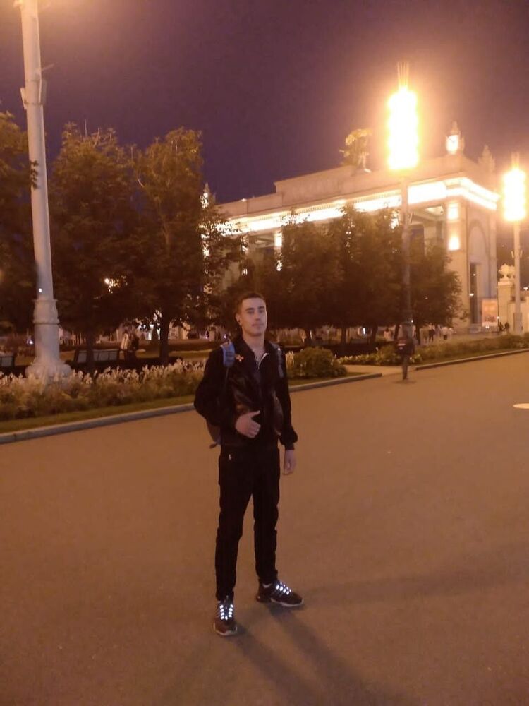  47881814  , 19 ,    