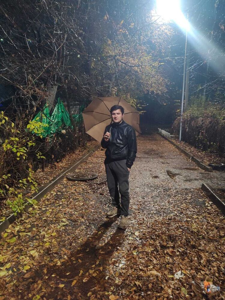  48193684  Xayrulla, 28 ,    