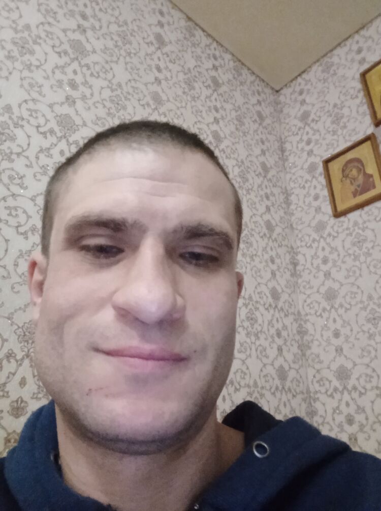  ,   Dmitry, 39 ,   ,   
