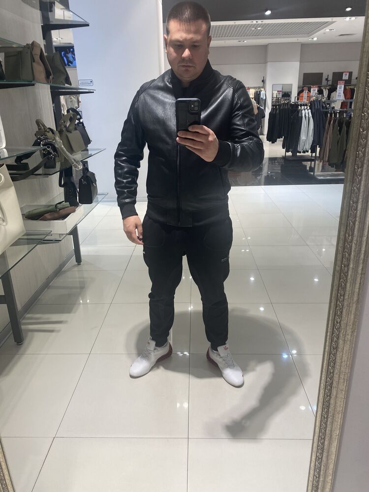  35806224  Tuman, 36 ,    