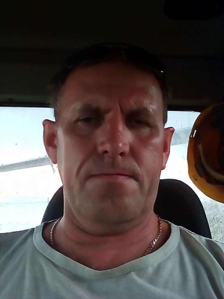  8090044  Valera, 54 ,    