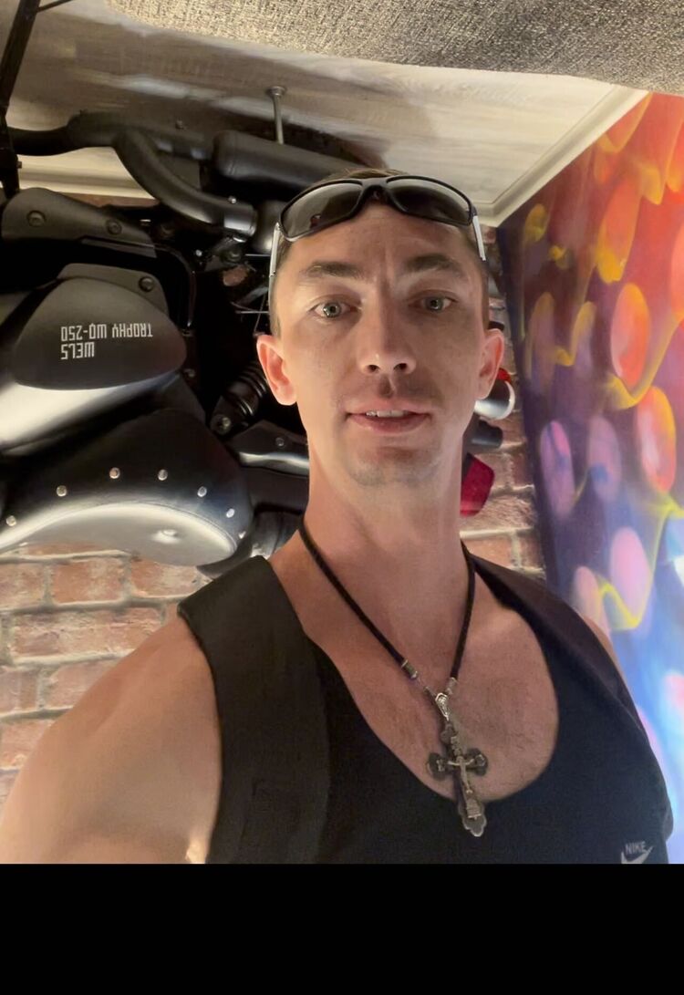 ���� 38031274 ������� ������, 33 ����, ���� ���������� � �����-����������