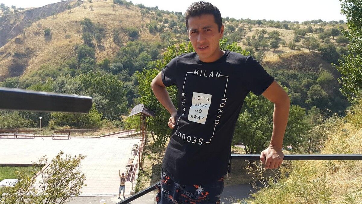  ,   Aziz, 32 ,   