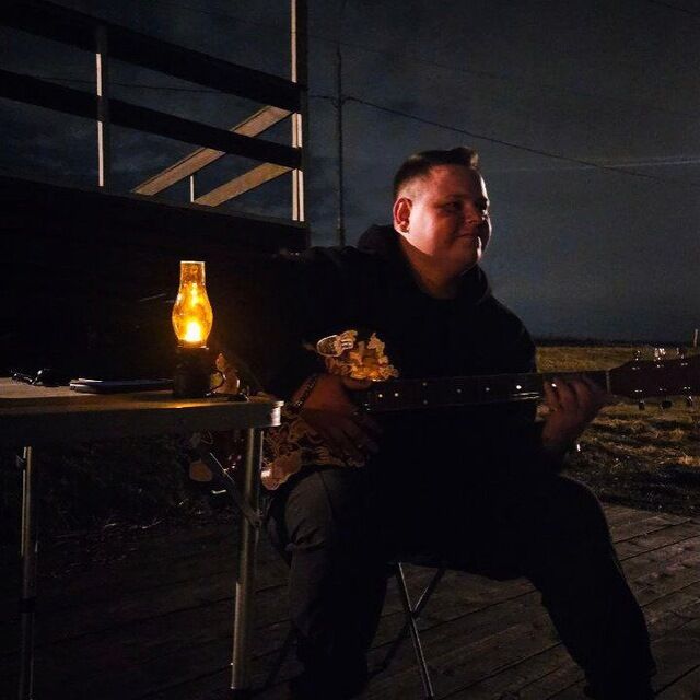  51343704  , 21 ,    