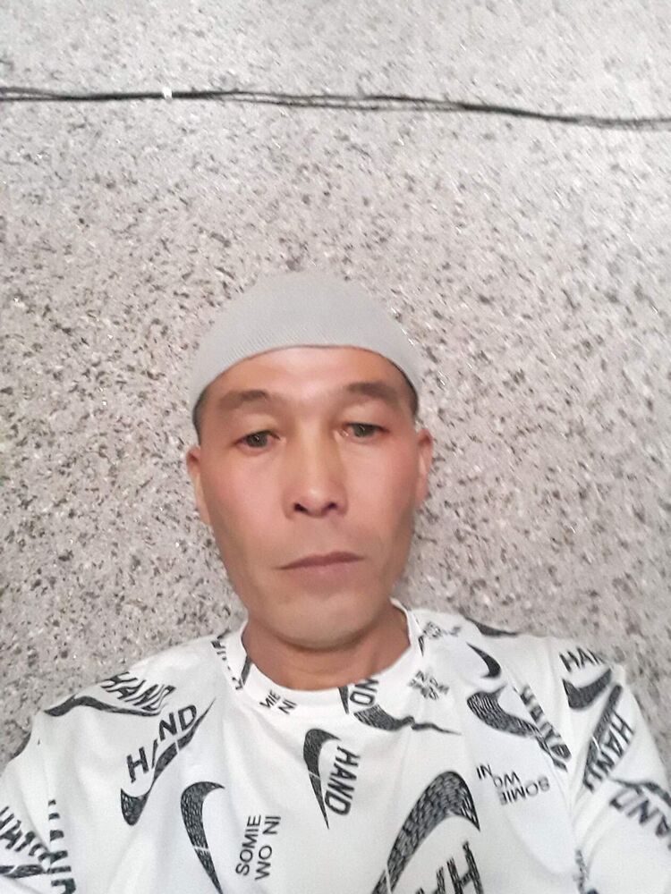  42968384  Rustambek, 52 ,    