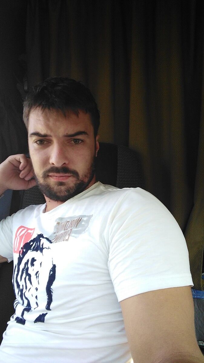  ,   Anatoly, 38 ,   ,   , c 