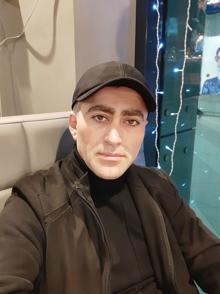  18512814  HOVO, 39 ,    