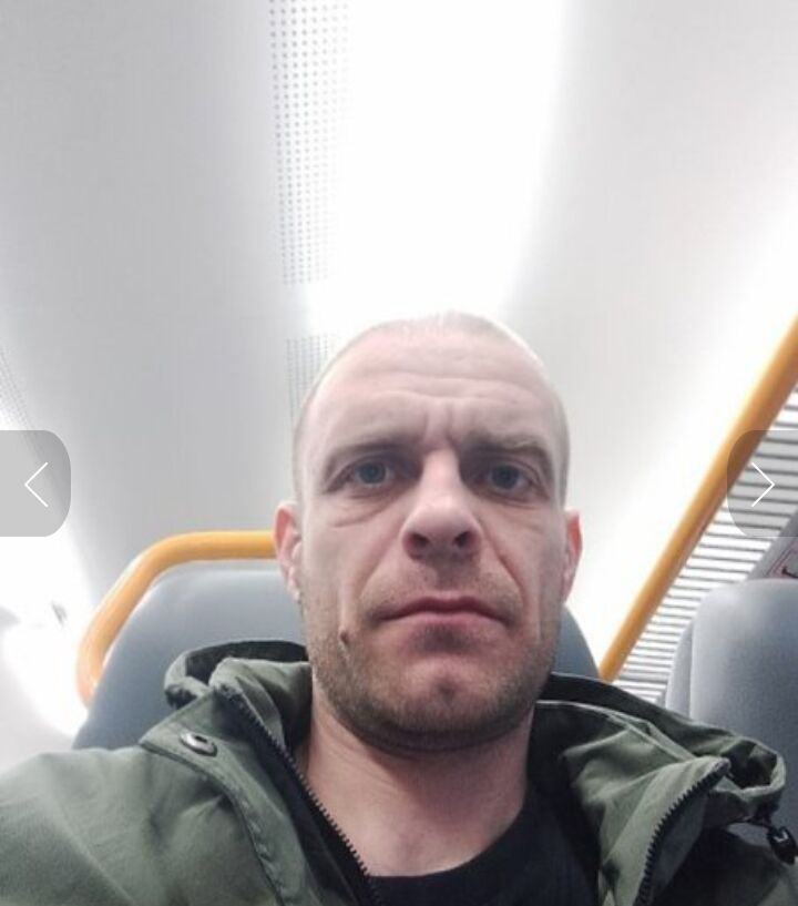  46370744  , 39 ,    