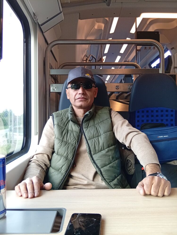  ,   , 44 ,     , c 