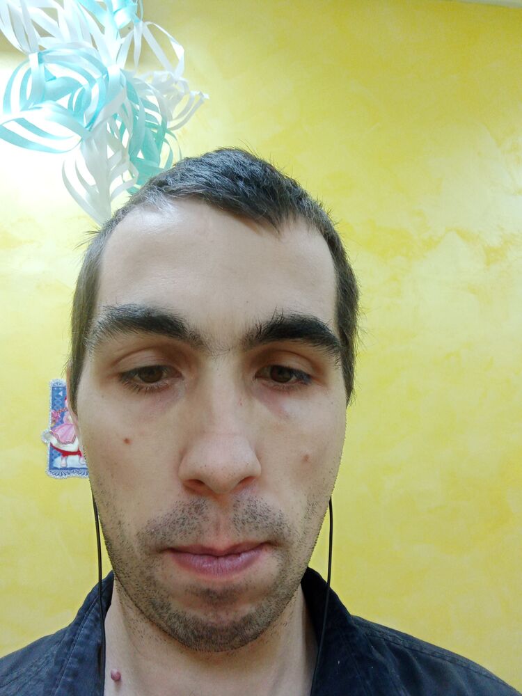  23024824  , 35 ,    