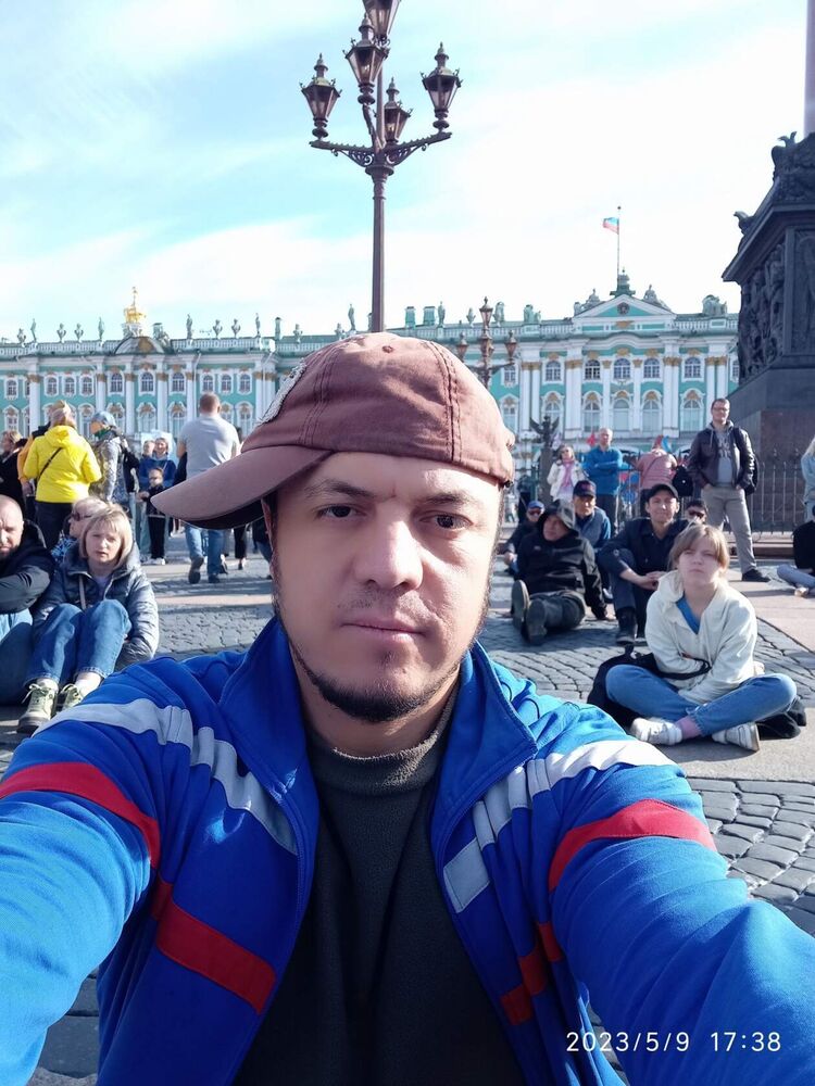  37725064  Ali, 39 ,    -