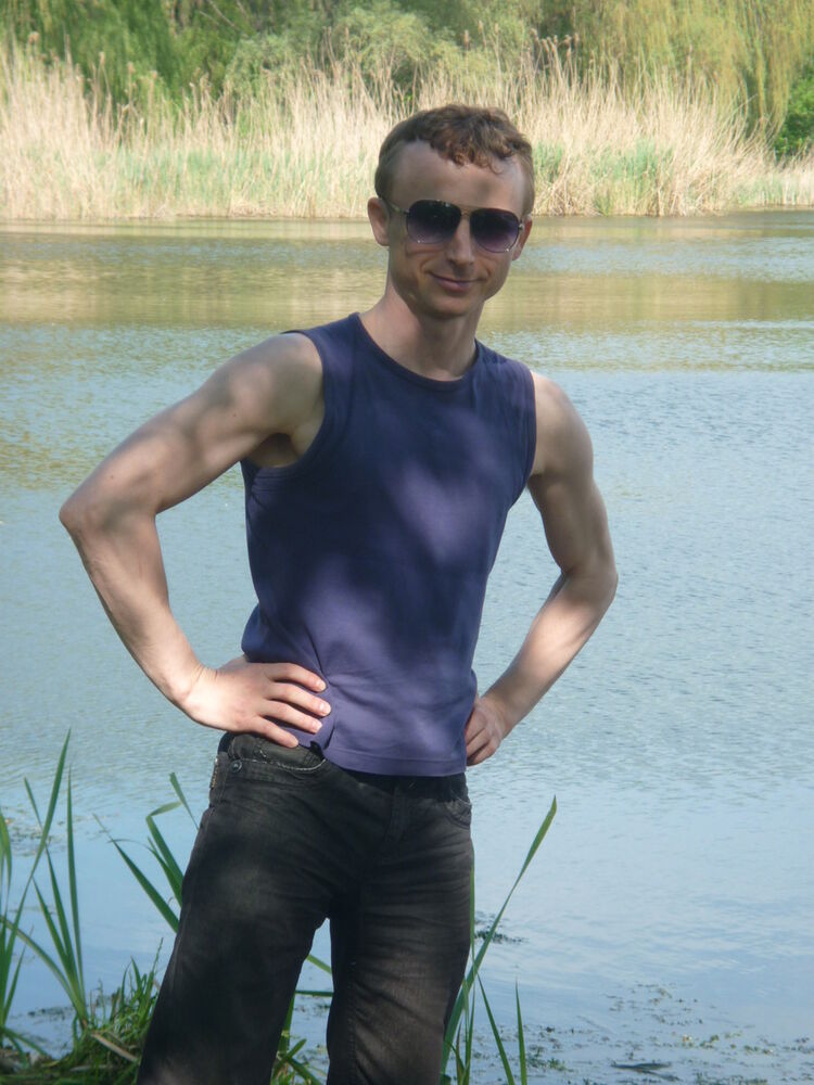  13680114  Dima, 42 ,    