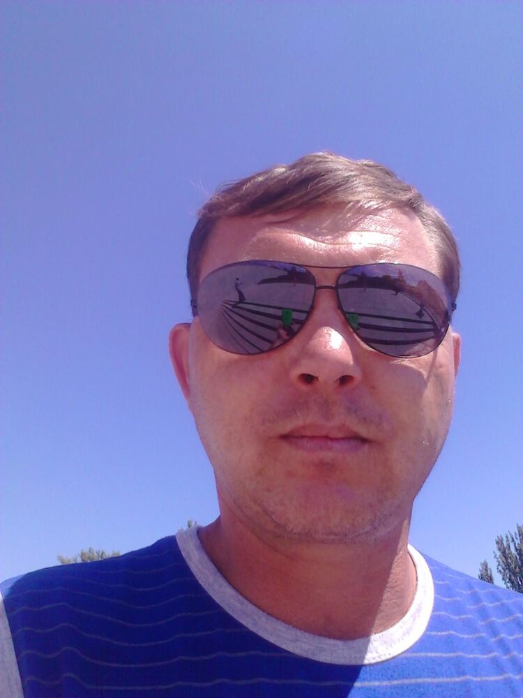  ,   Valery, 45 ,   c , 
