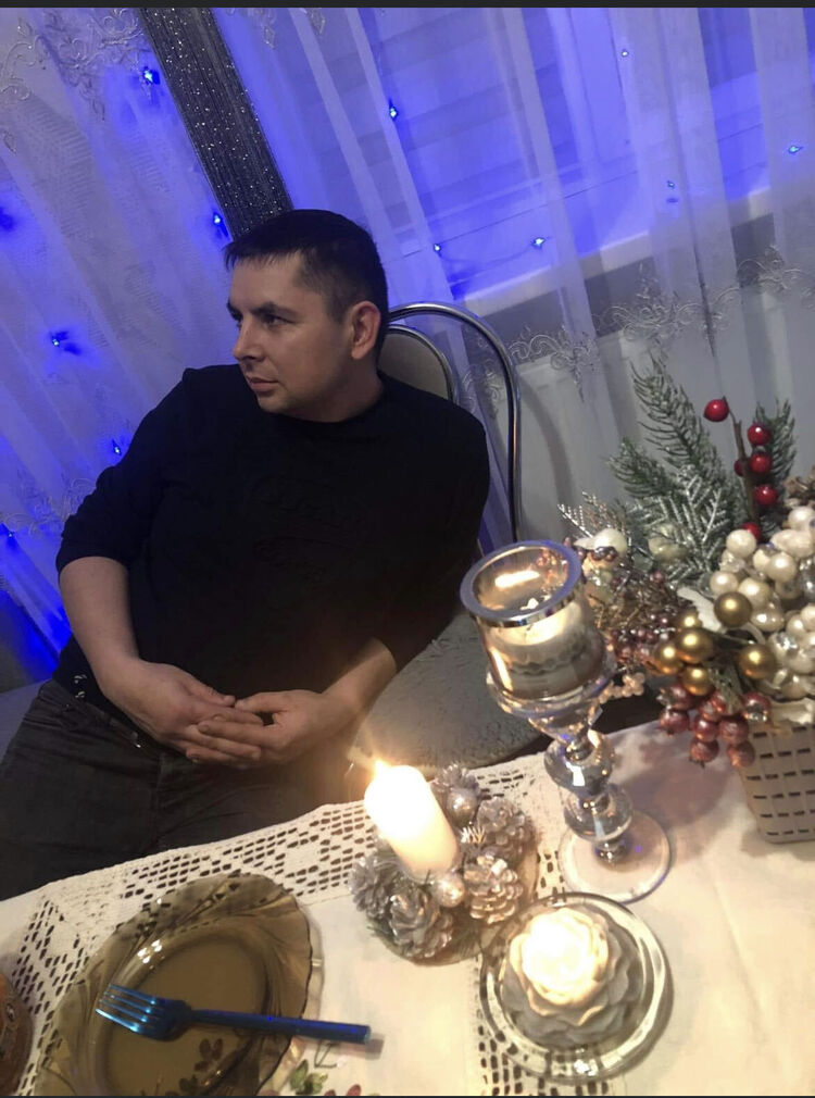  49599234  Oleg, 38 ,    