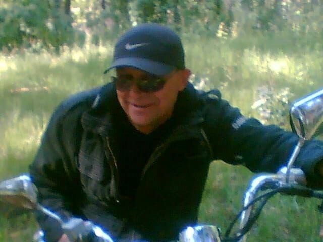  13597204  Efrem, 56 ,    