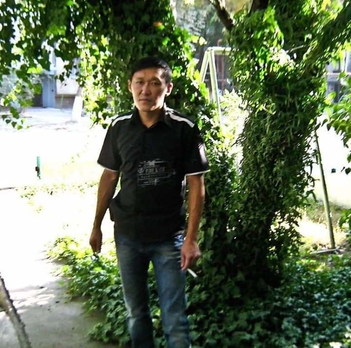  19319054  Alexandr, 49 ,    