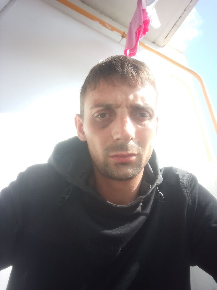  37518364  , 31 ,    