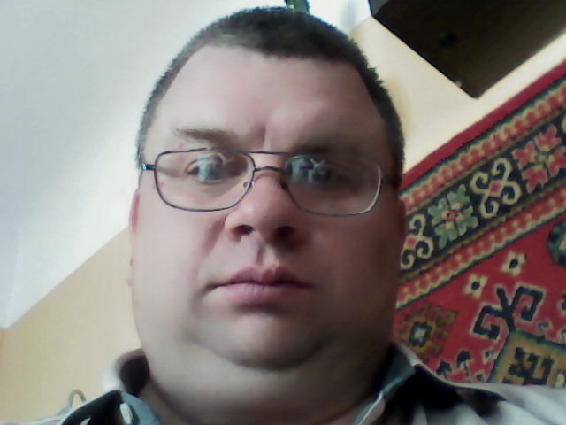  12400074  Andrej, 52 ,    