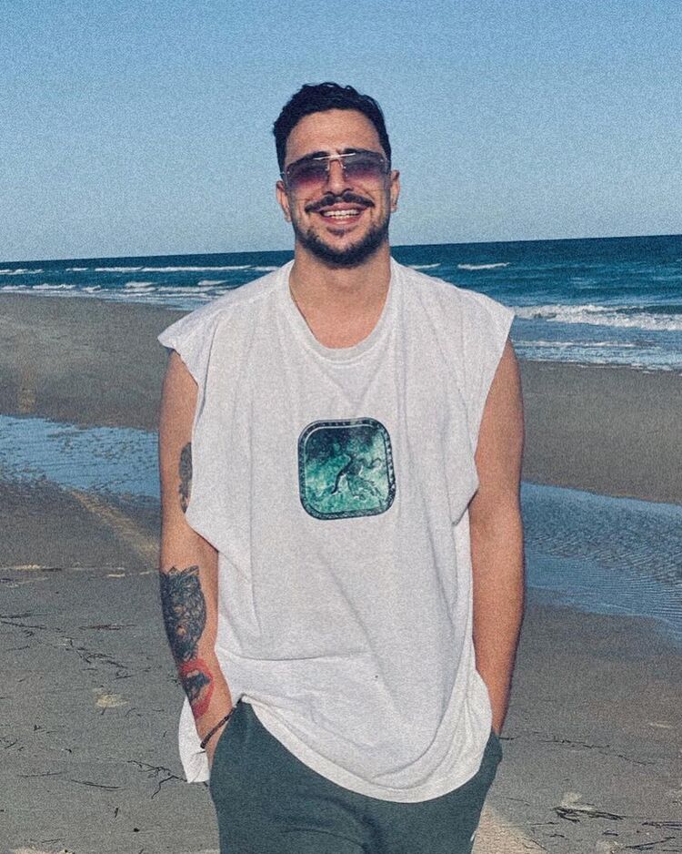 ���� 44386204 ������� Dali, 28 ���, ���� ���������� � ������