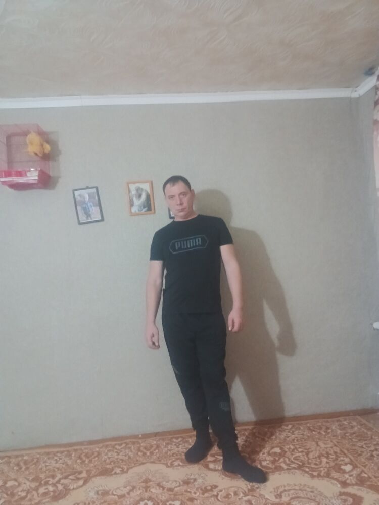  46438844  , 39 ,    