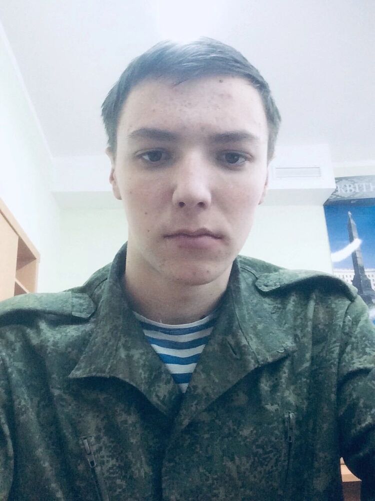  48670274  , 19 ,    